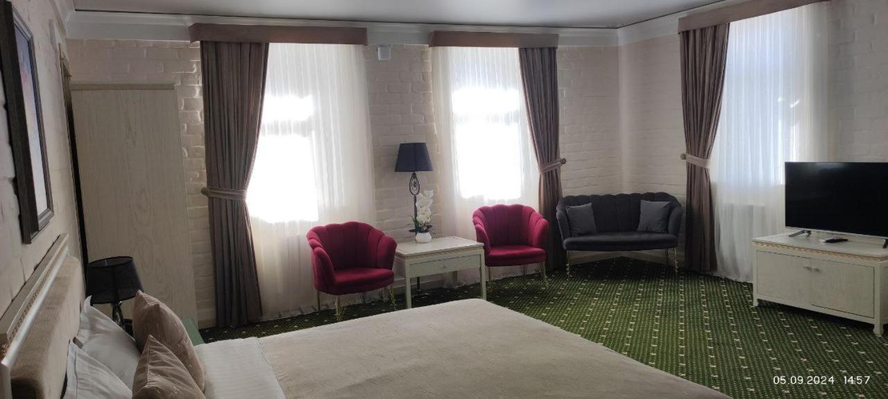 Takchilik Bek Plus Hotel מראה חיצוני תמונה
