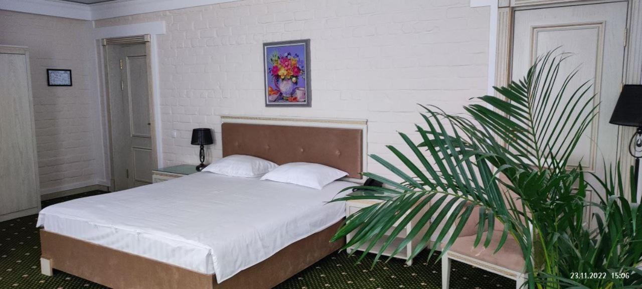 Takchilik Bek Plus Hotel מראה חיצוני תמונה