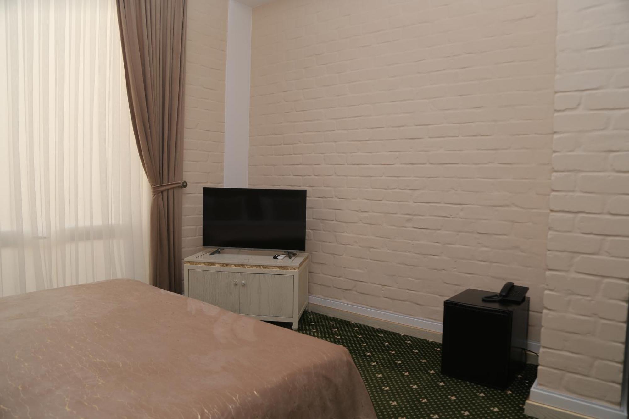 Takchilik Bek Plus Hotel מראה חיצוני תמונה