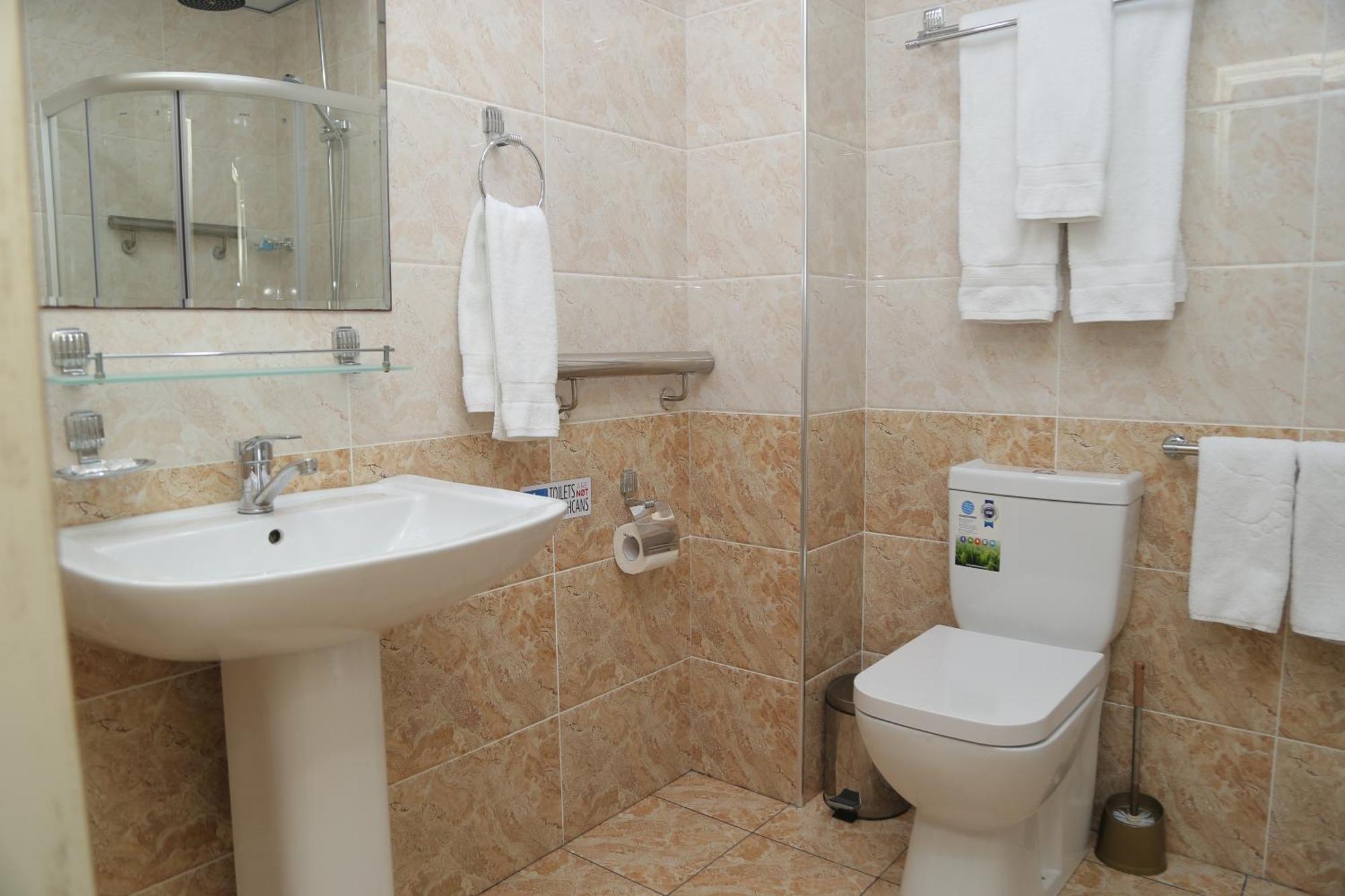Takchilik Bek Plus Hotel מראה חיצוני תמונה