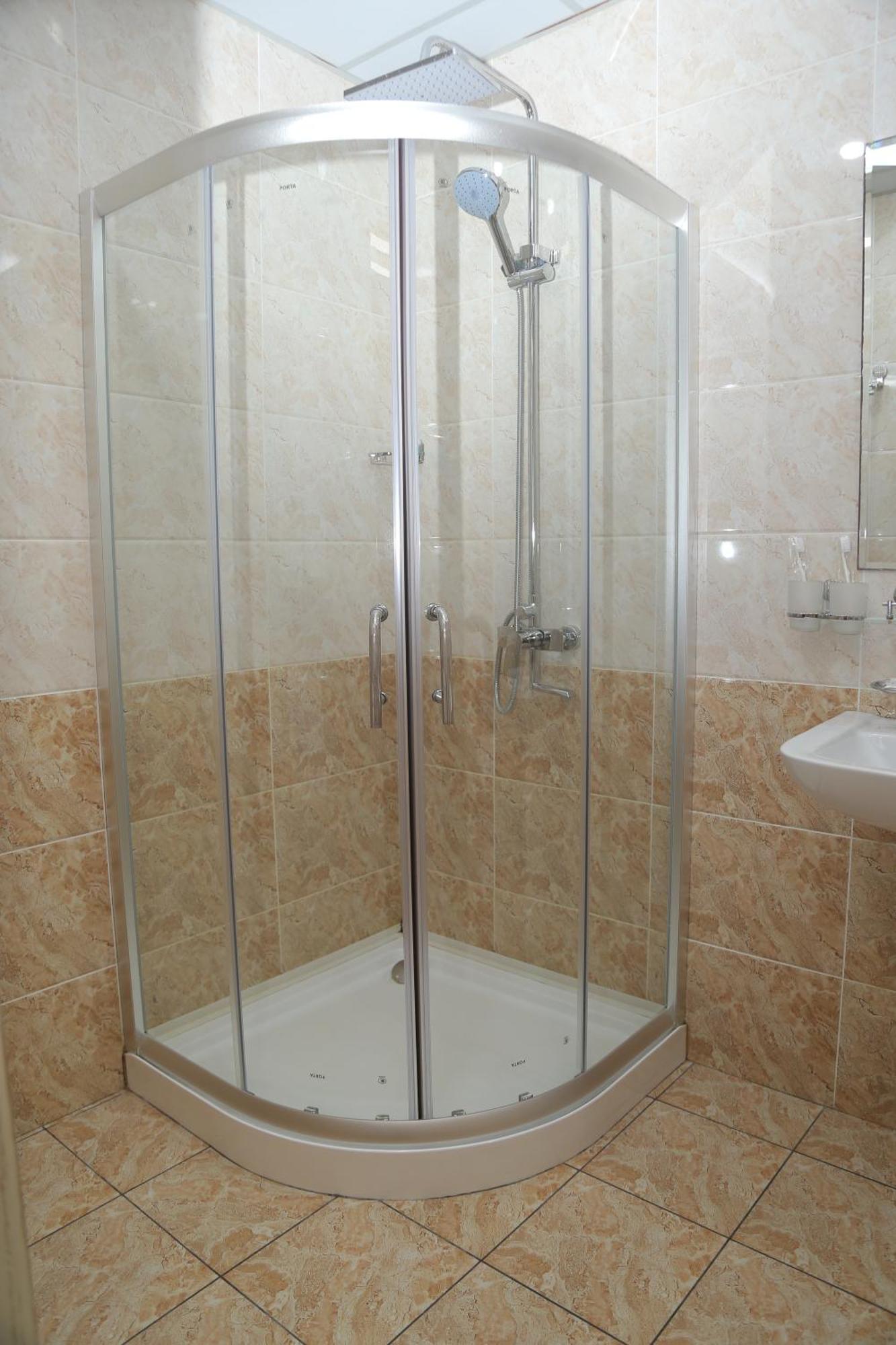 Takchilik Bek Plus Hotel מראה חיצוני תמונה